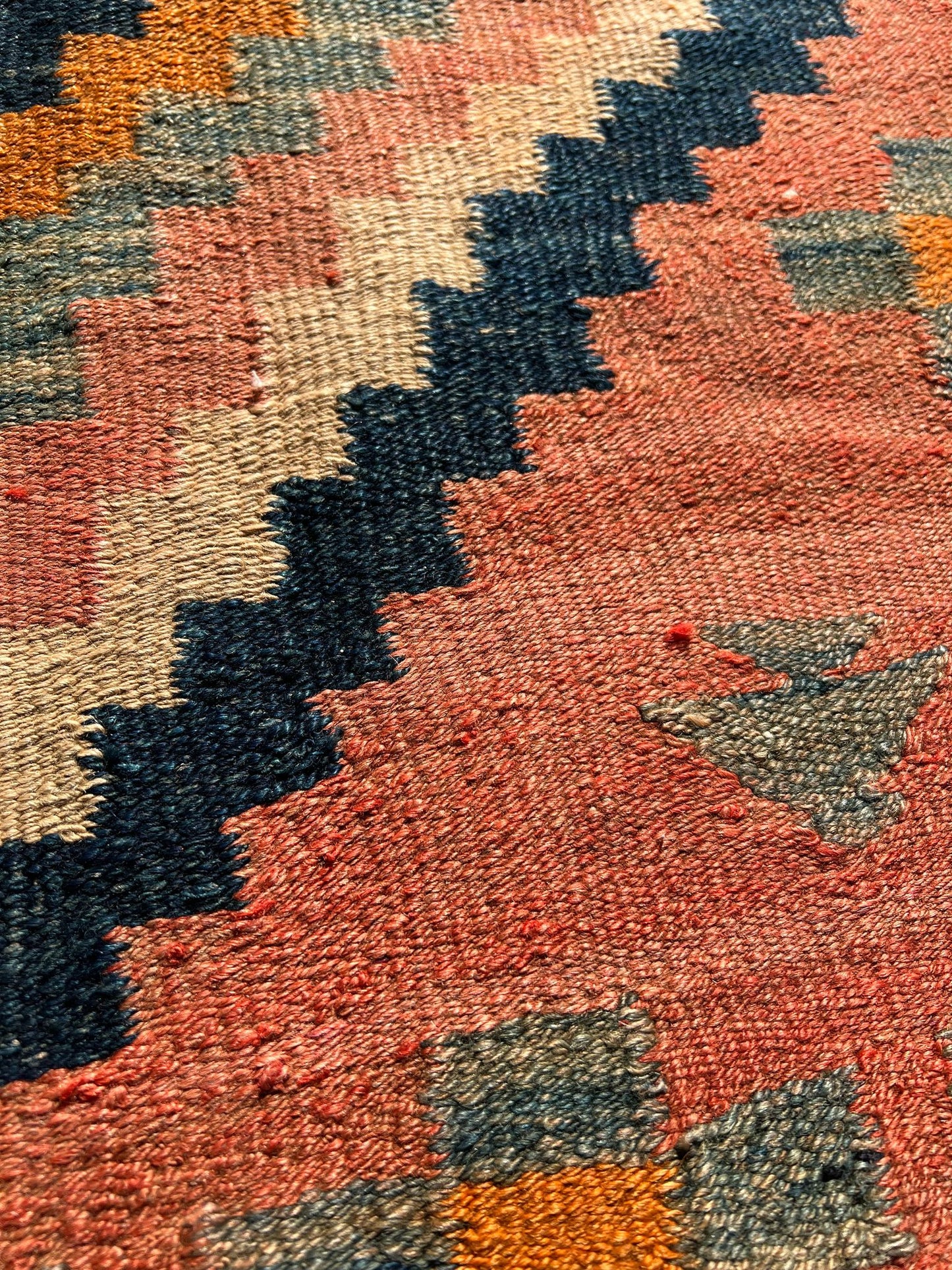 KILIM RUG- PINK