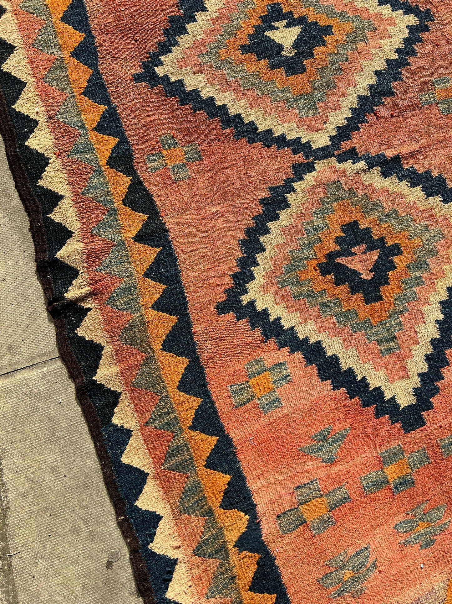 KILIM RUG- PINK