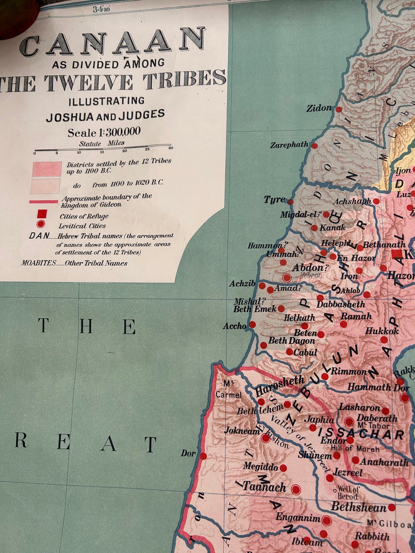 ANTIQUE MAPS