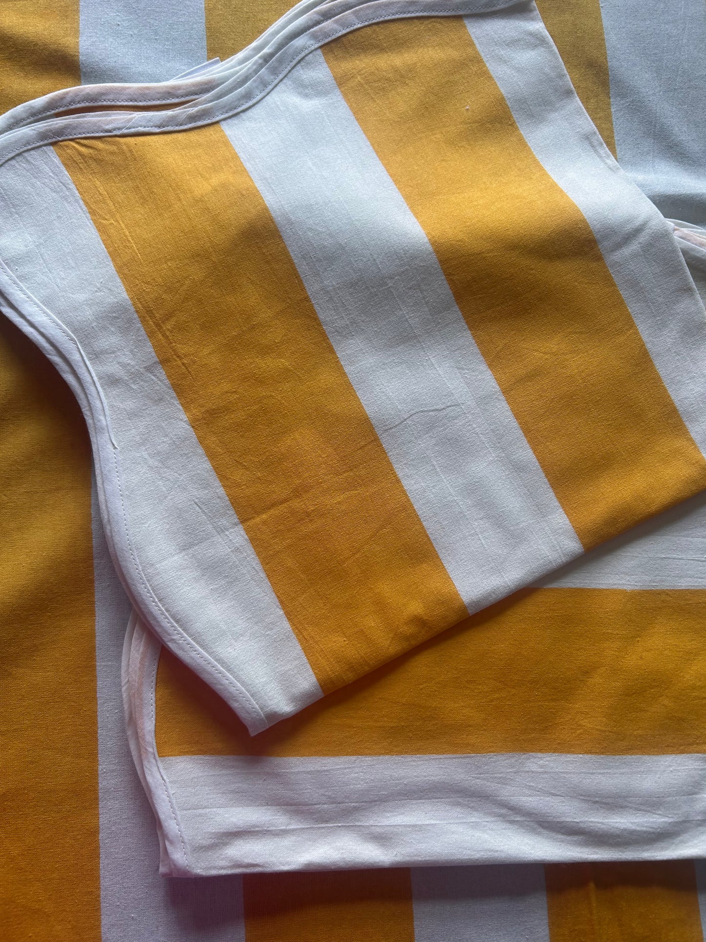 YELLOW SPRING NAPKINS