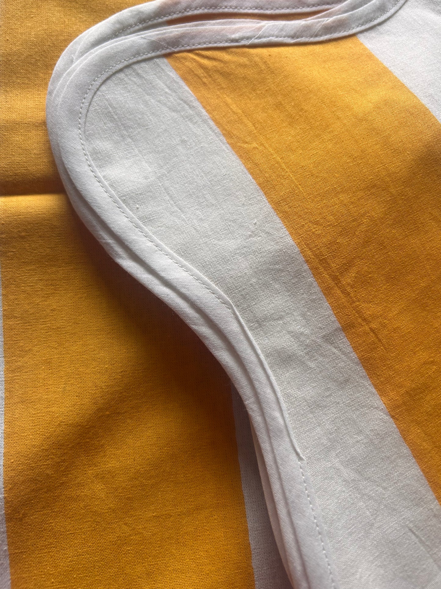 YELLOW SPRING NAPKINS