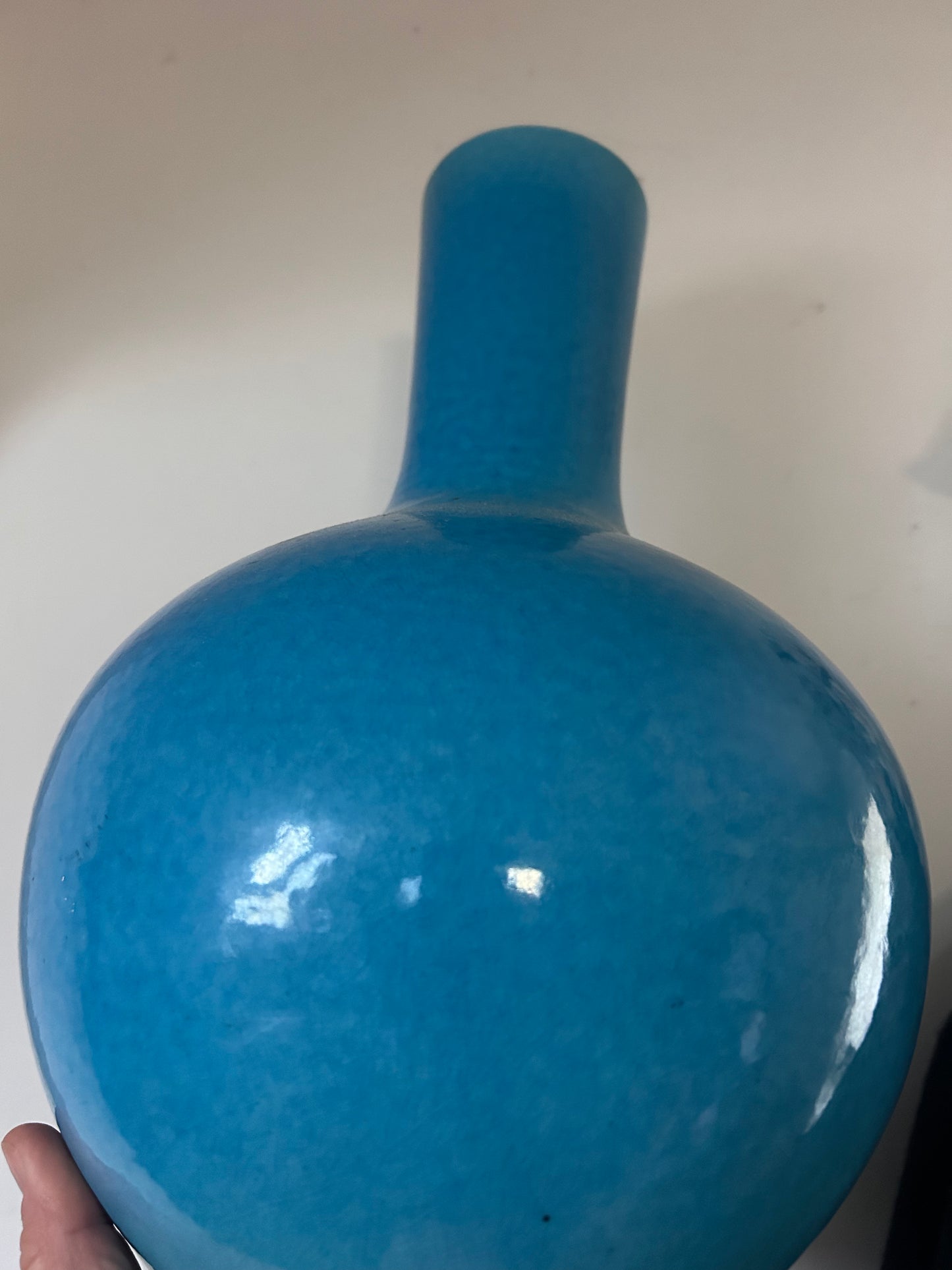 TURQUOISE VASE