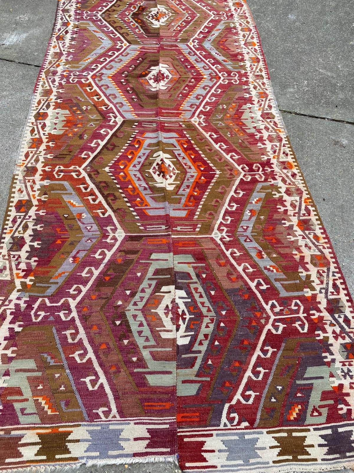 ANTIQUE KILIM