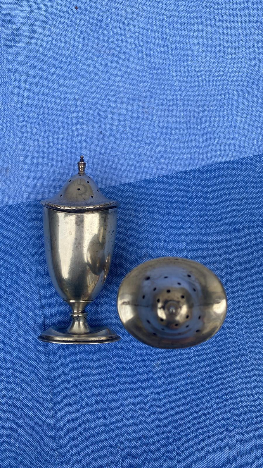 SILVER SALT AND PEPPER