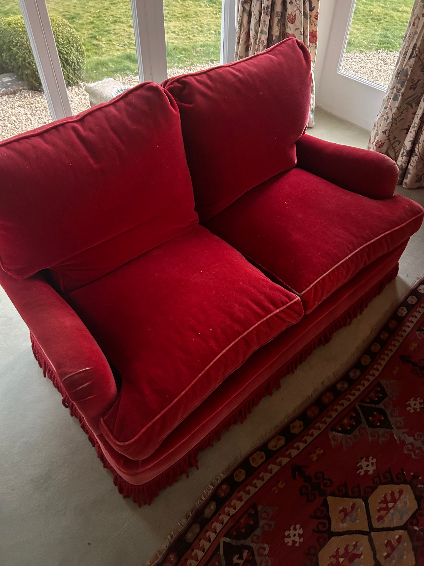 VELVET SOFA