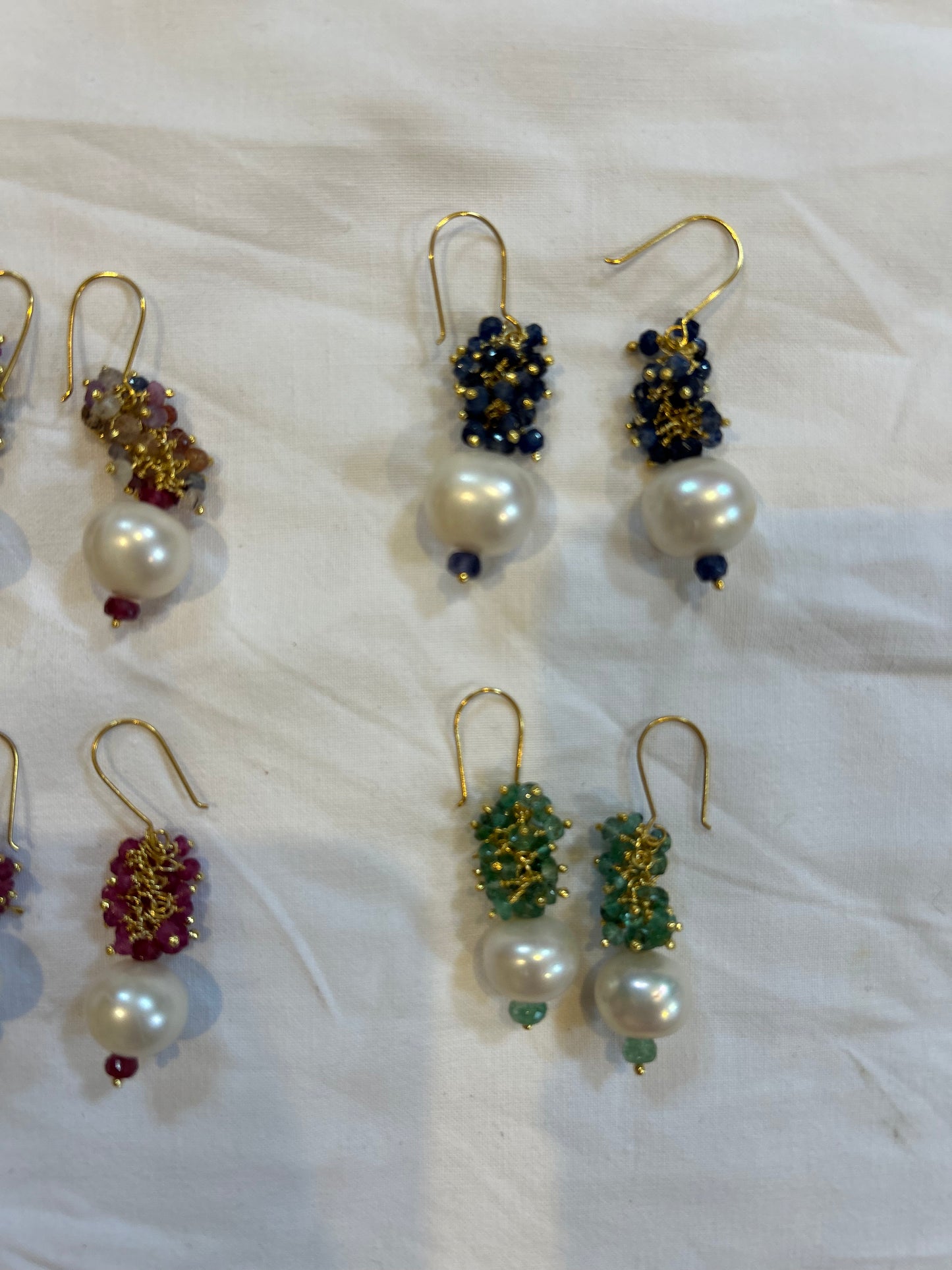 PEARL DROP WITH EMERALD