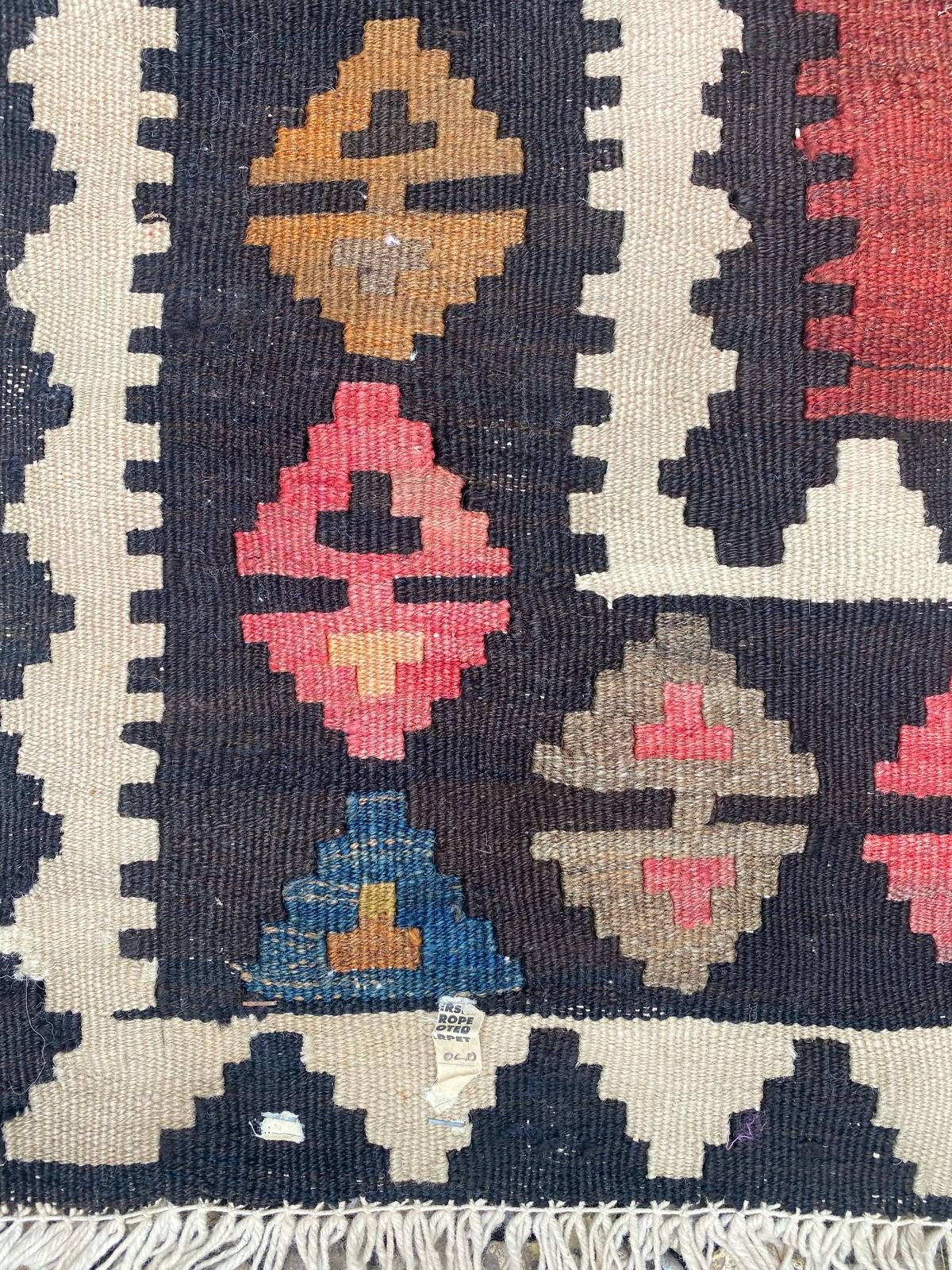 VINTAGE KILIM