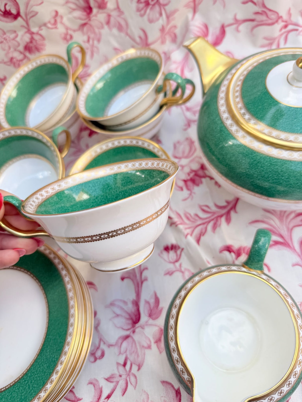 WEDGWOOD SET