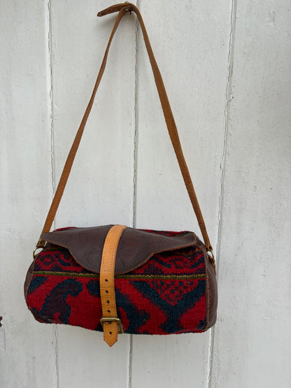 CARPET BAG