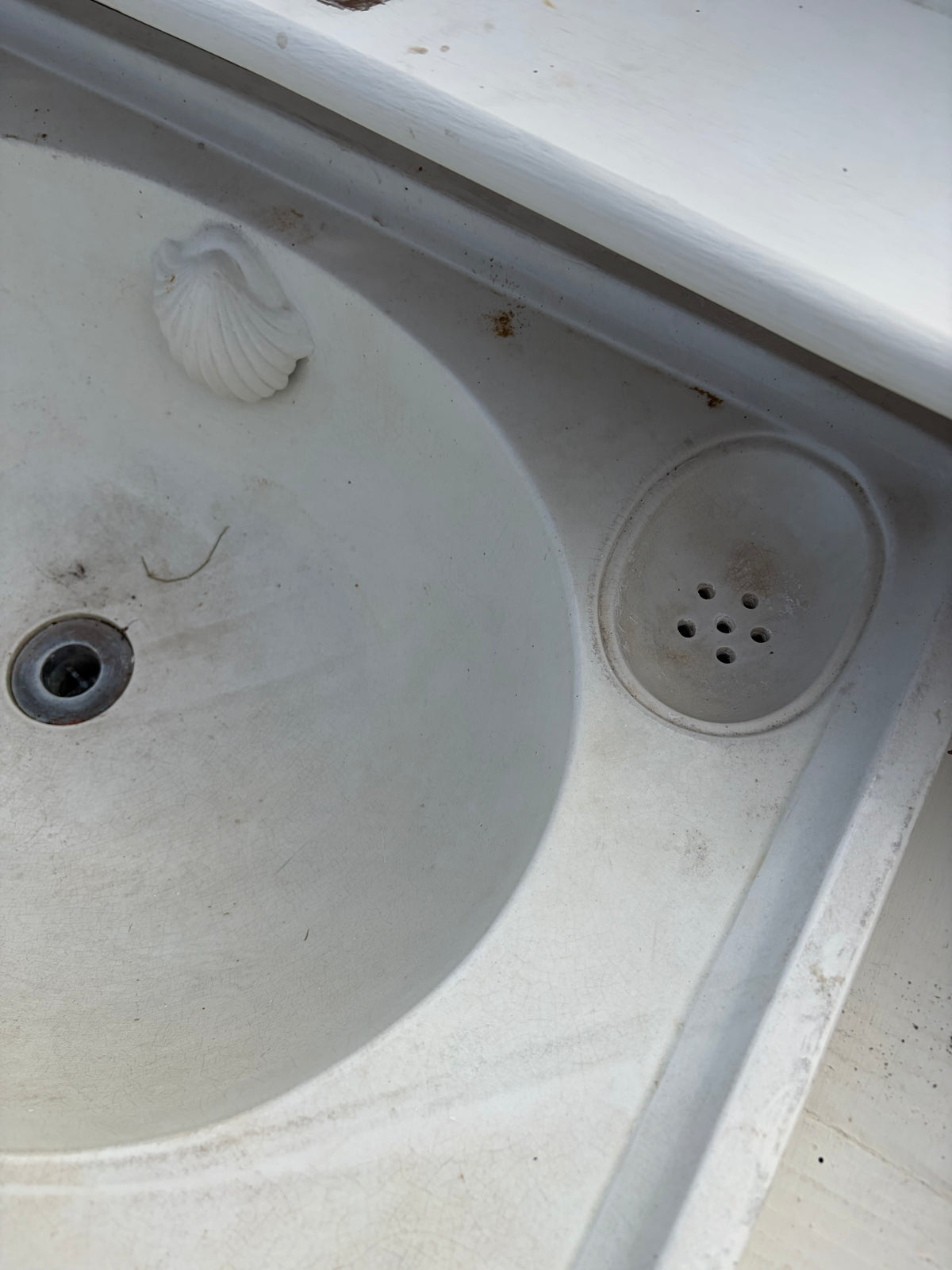 SINK UNIT