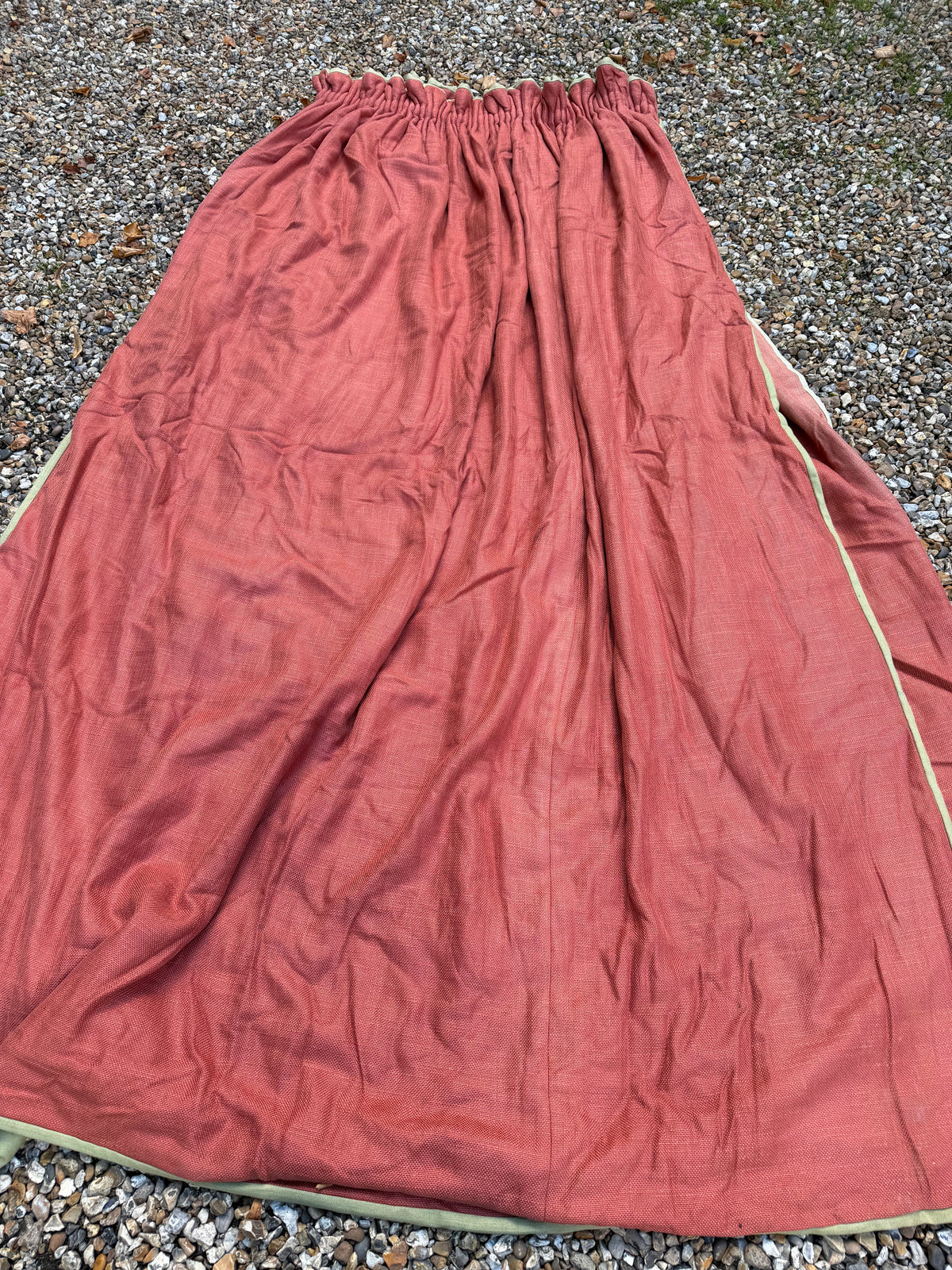 HEAVY LINEN
