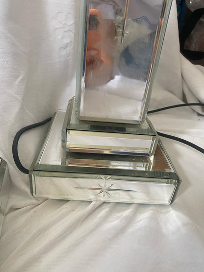 MIRRORED LAMPS