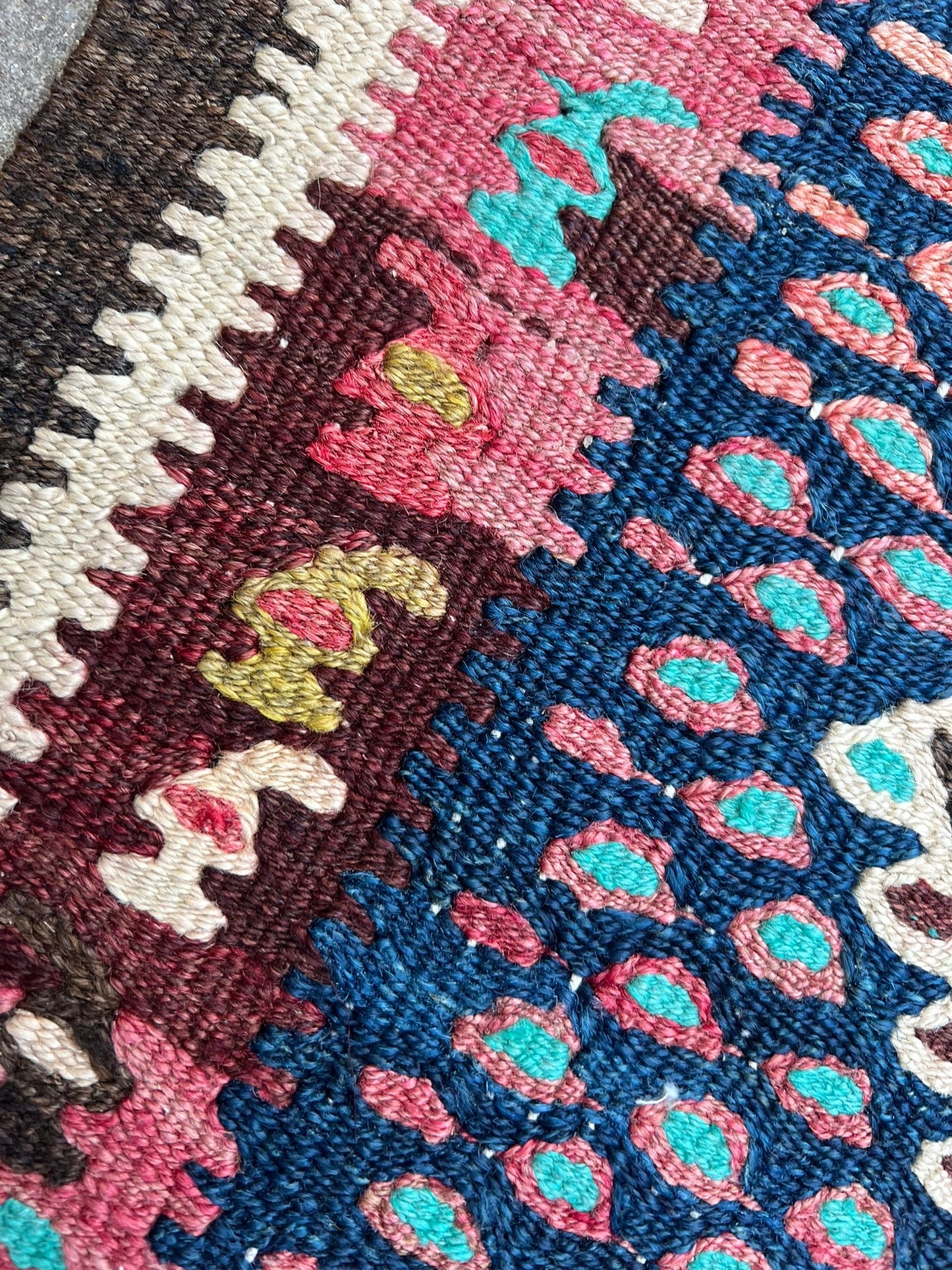 KILIM PINK BOARDER