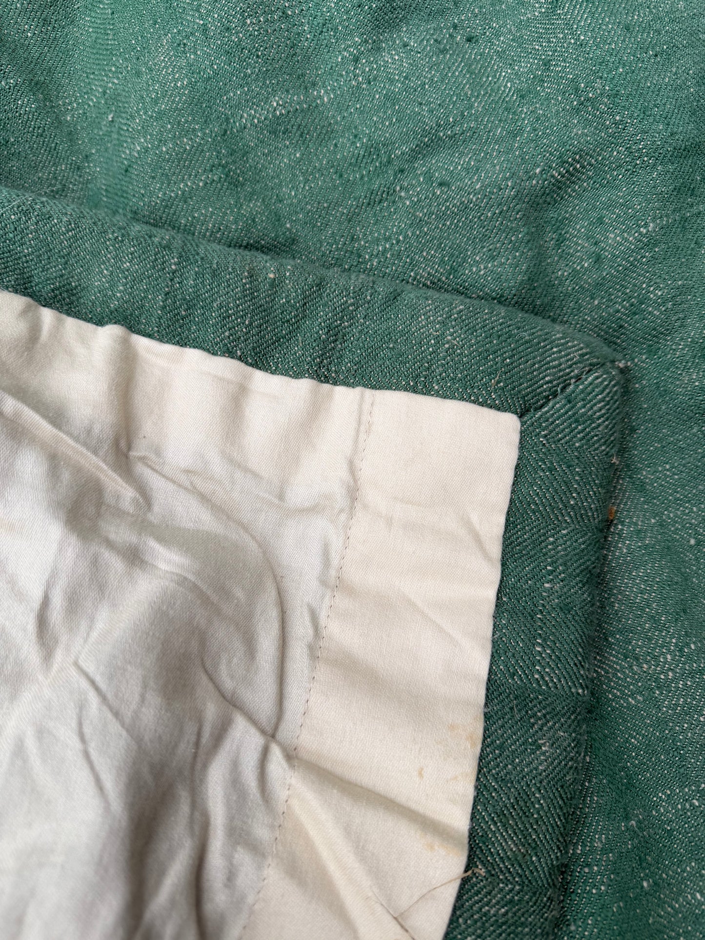 GREEN CURTAINS