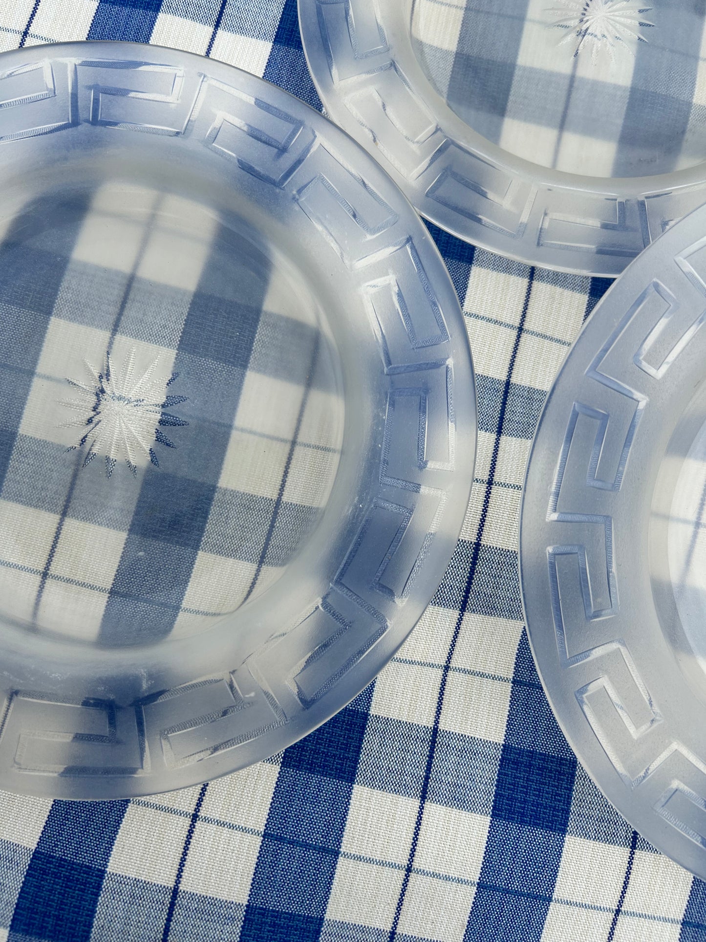 GLASS PLATES