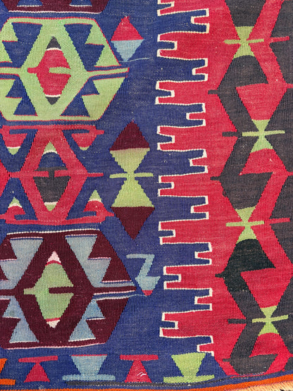VINTAGE KILIM