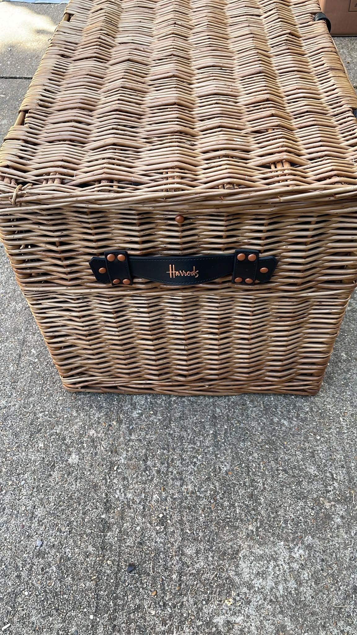 HARRODS HAMPER
