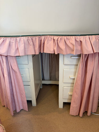 DRESSING TABLE