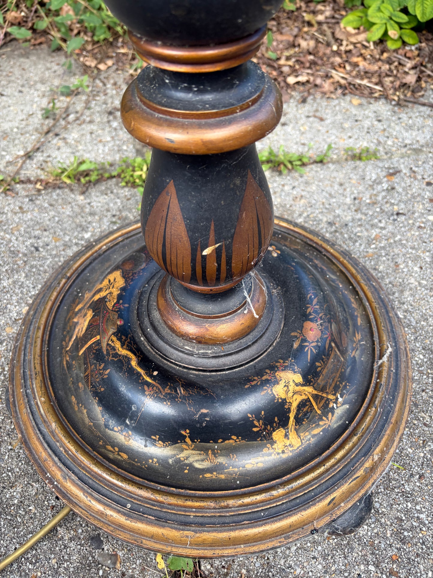 PAINTED STANDING LAMP