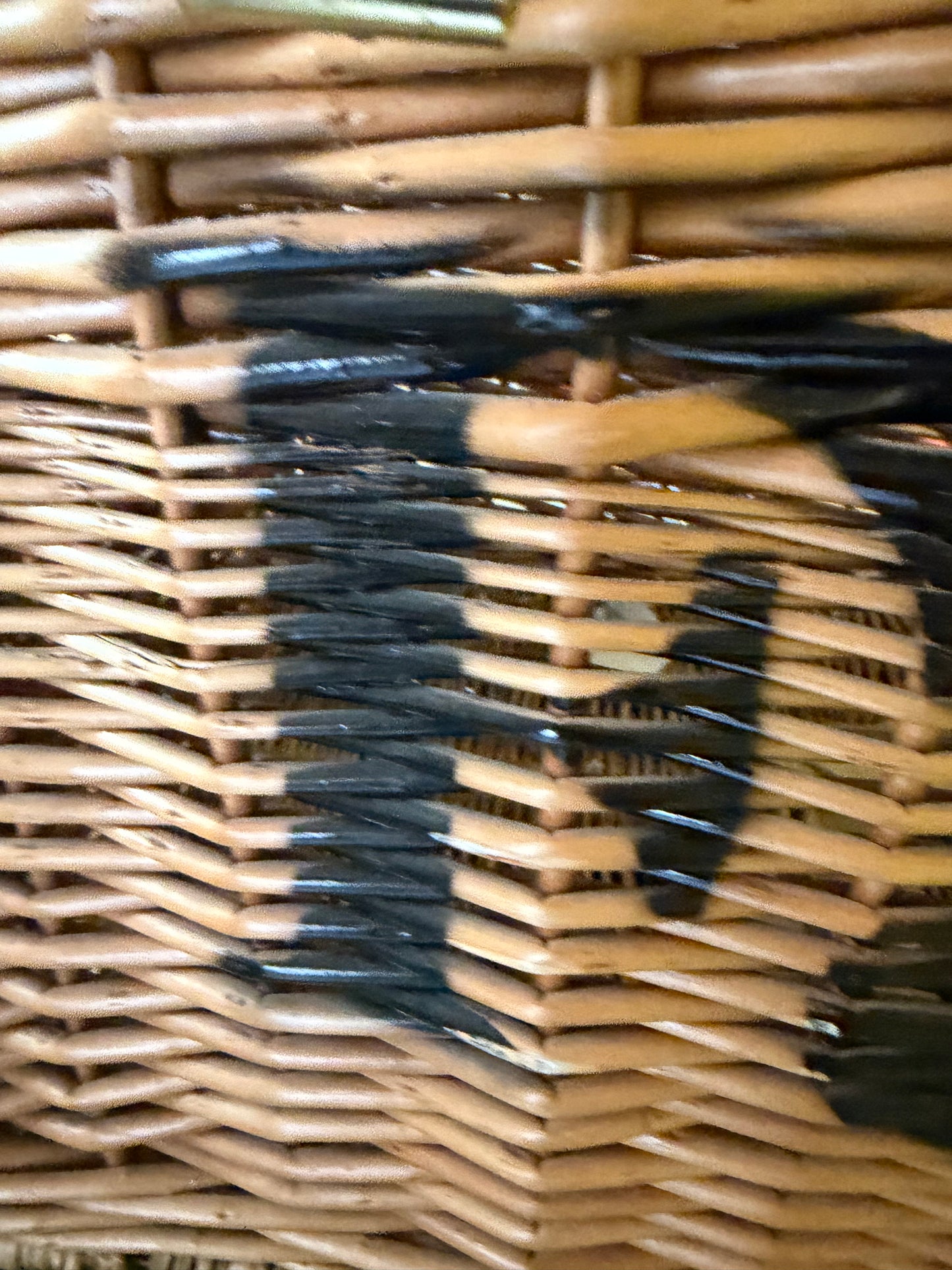 HAMPER