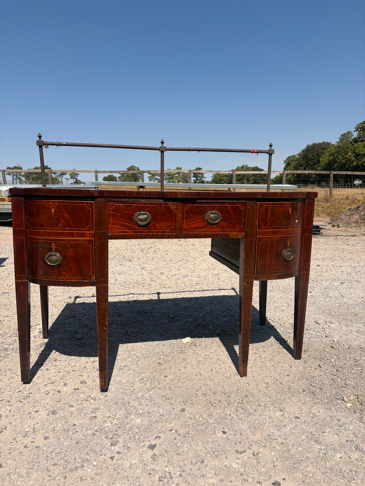 SIDEBOARD