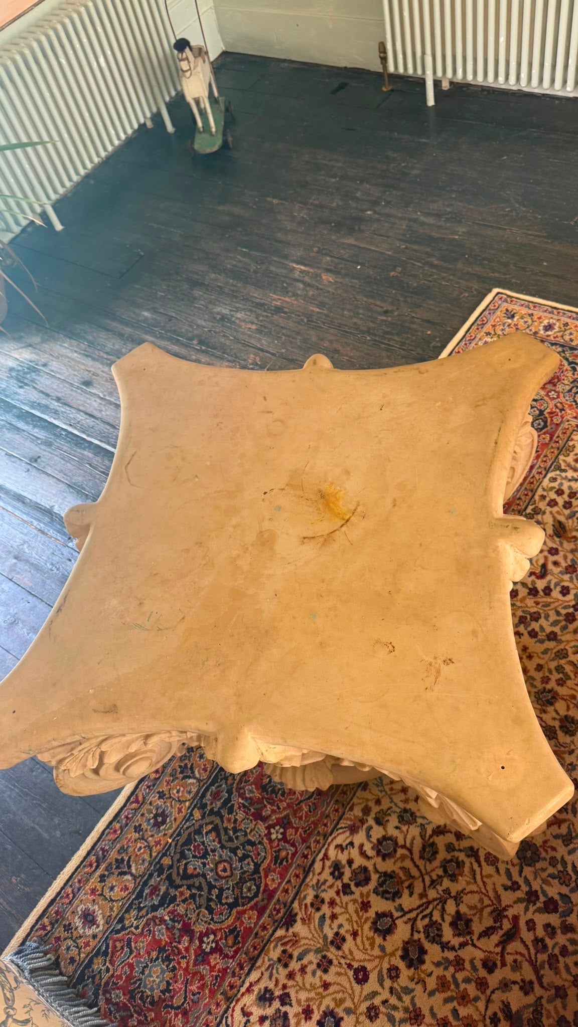 COFFEE TABLE