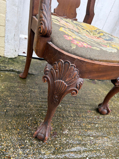 TAPESTRY CHAIR