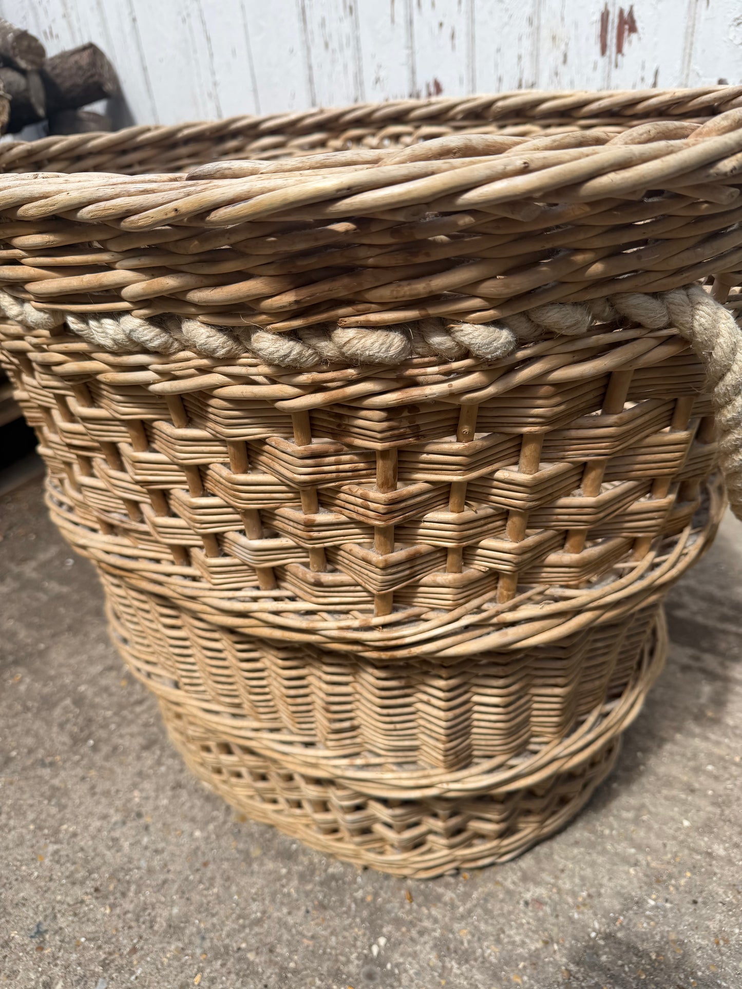 BASKET