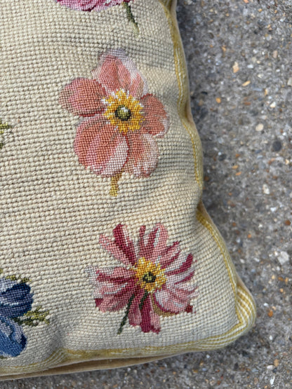 TAPESTRY CUSHION