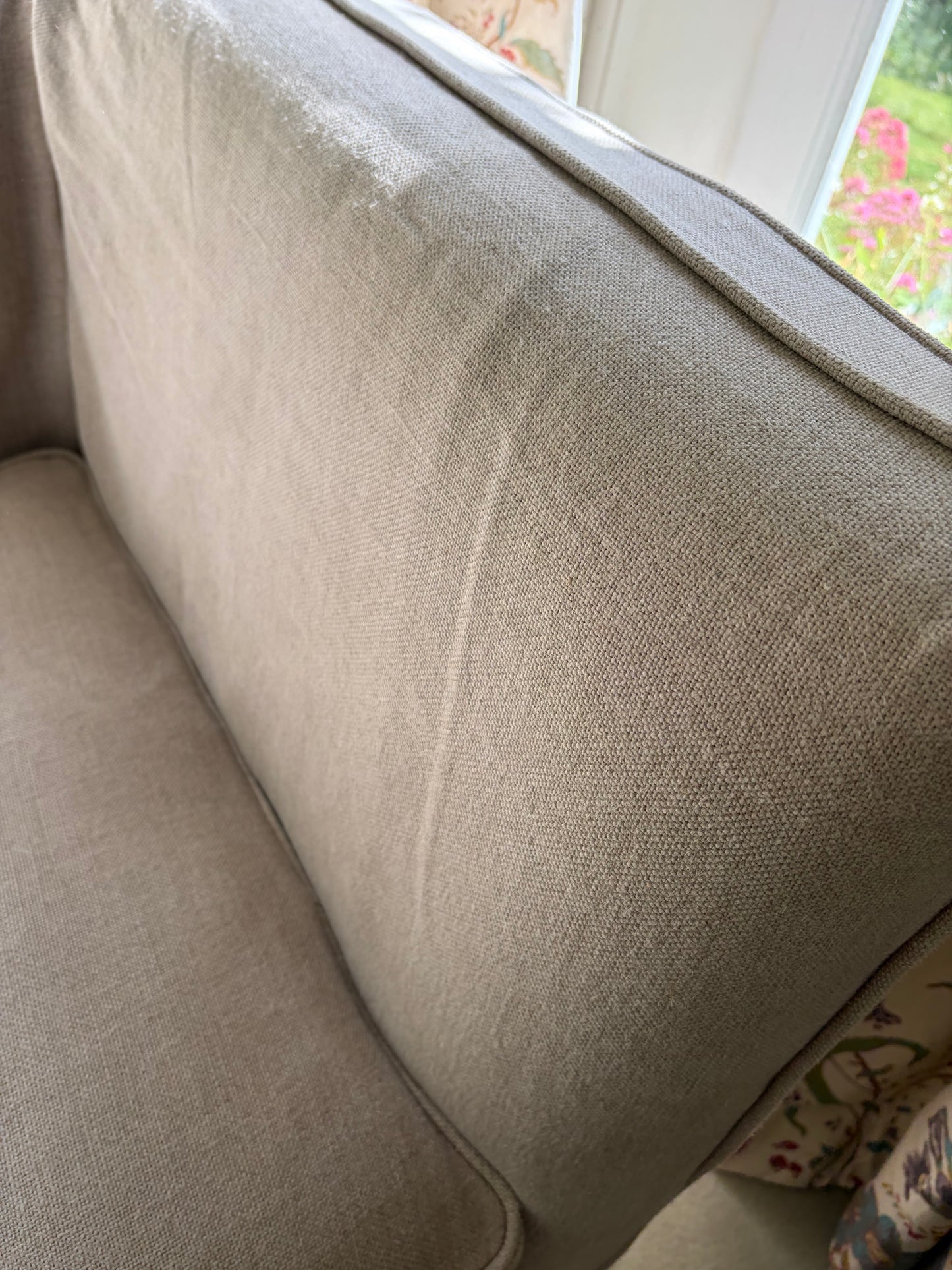SOFA IN VOLGA LINEN