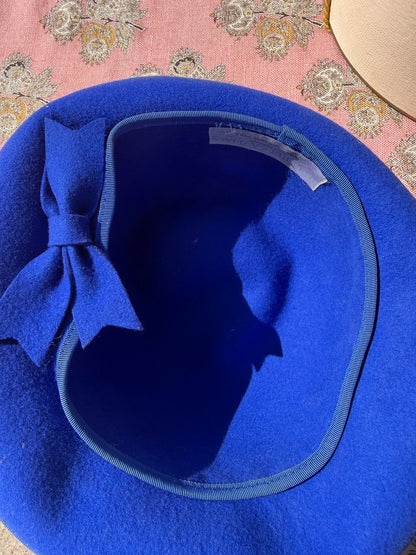 HAT