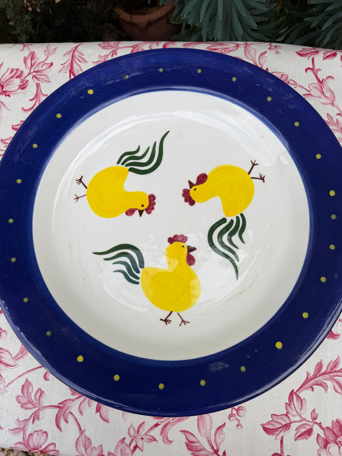SERVING DISH