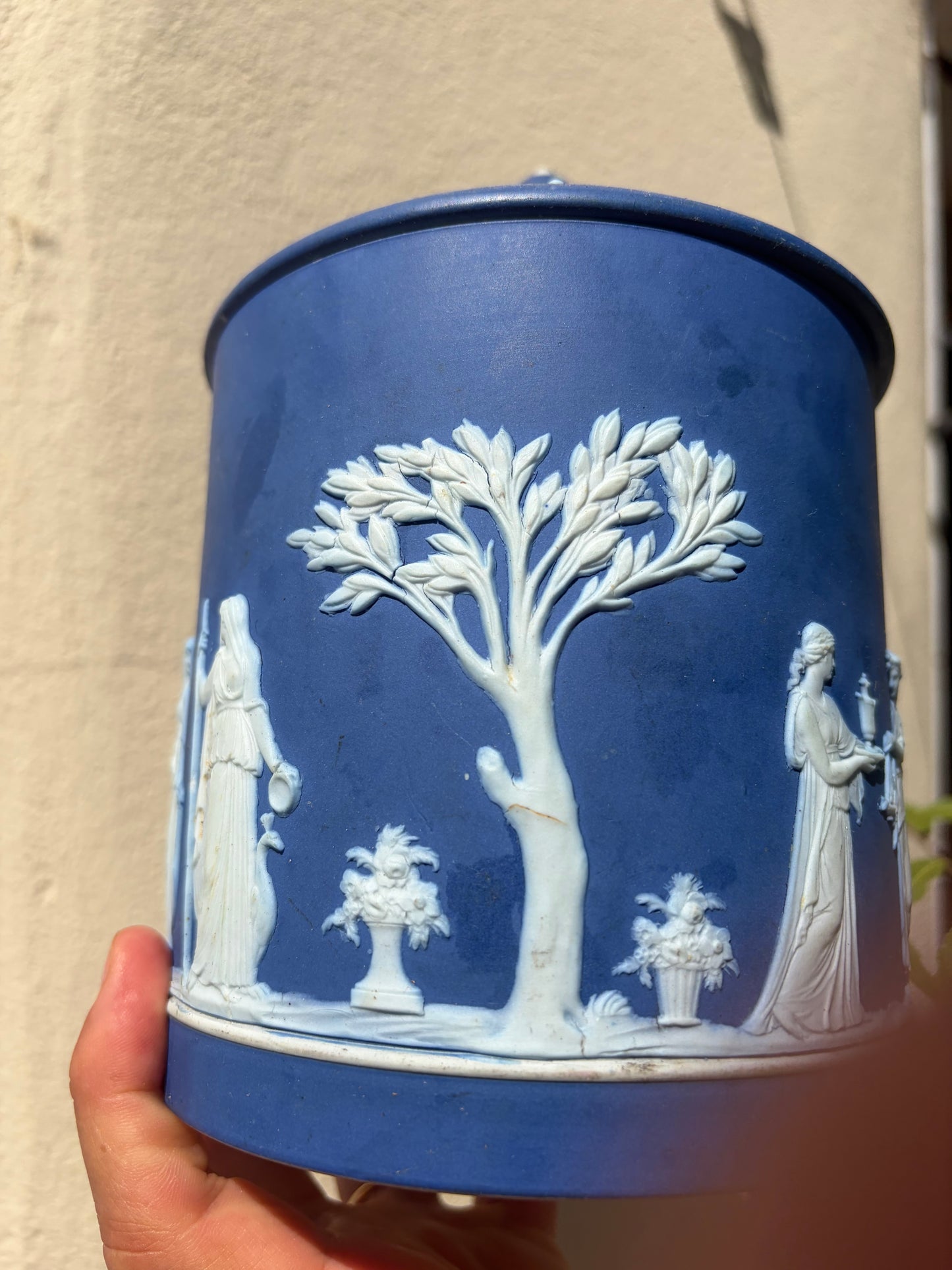 WEDGWOOD POT