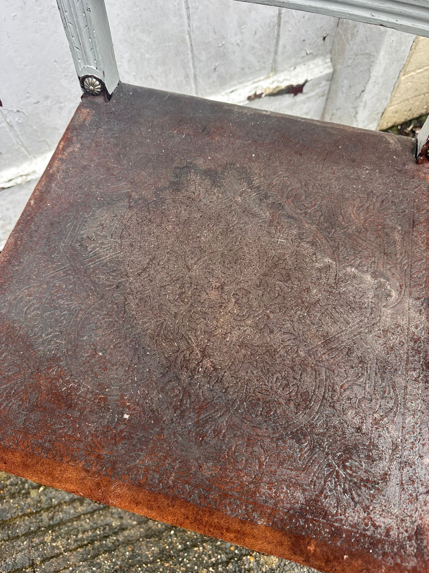 LEATHER SEAT CHAIR