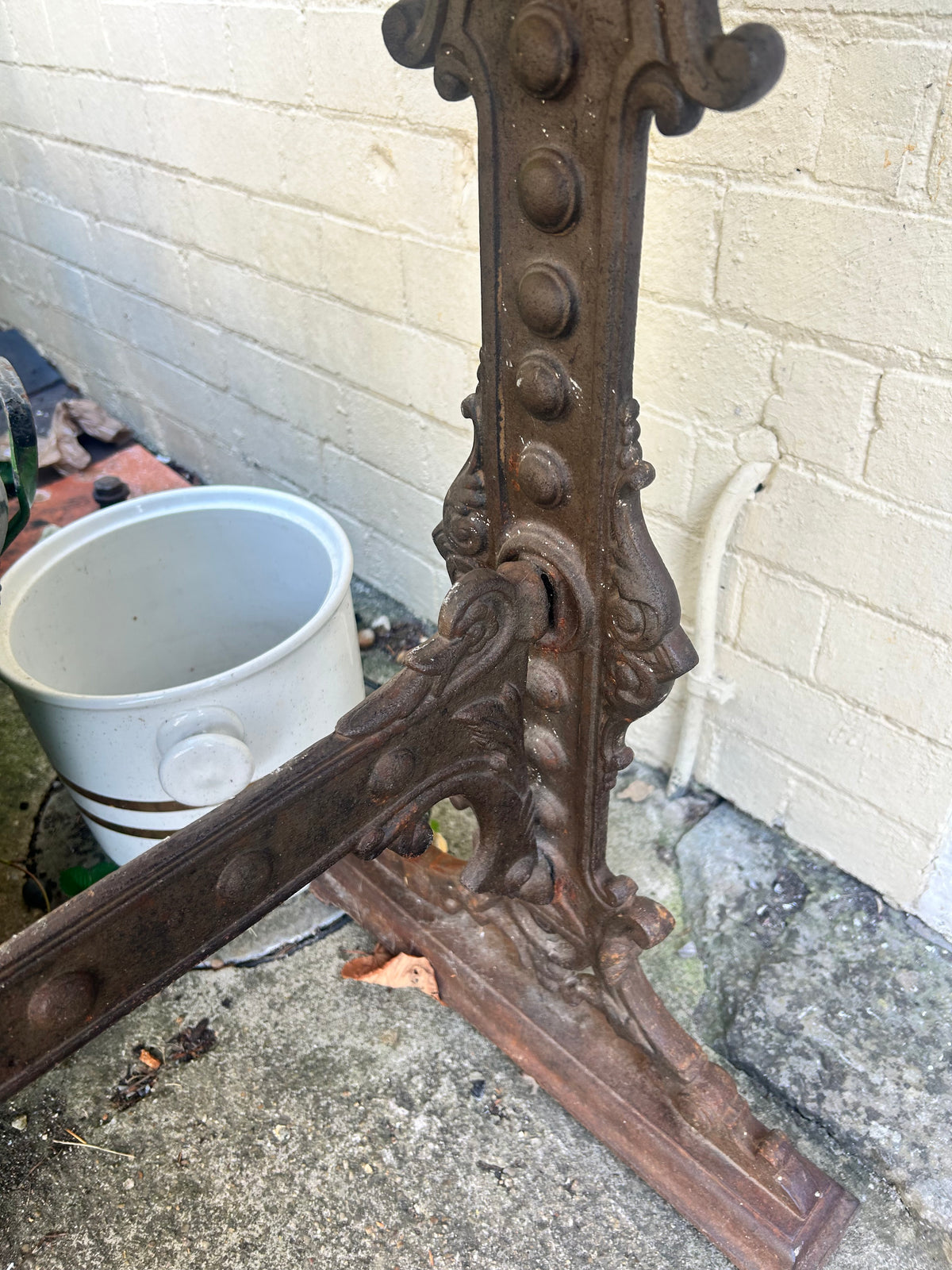 MARBLE HALL TABLE