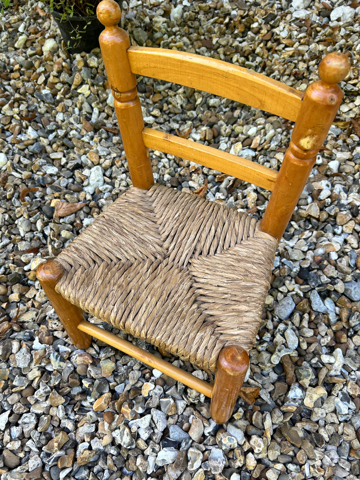 TOY CHAIR