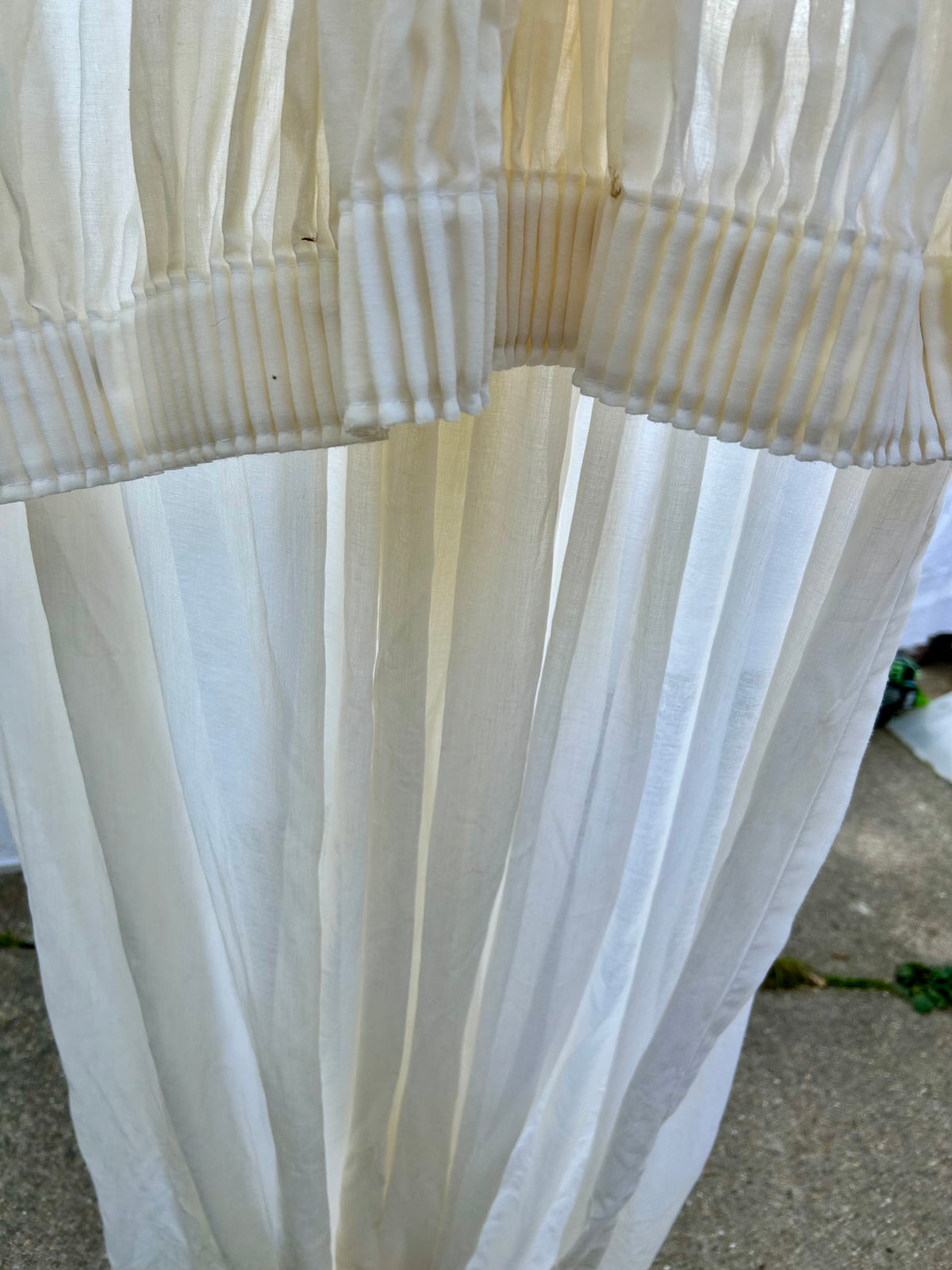 LINEN CURTAINS