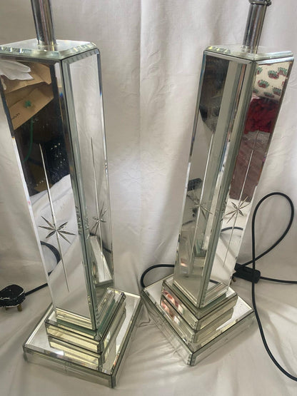 MIRRORED LAMPS