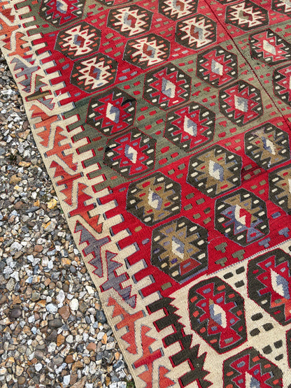 ANTIQUE KILIM