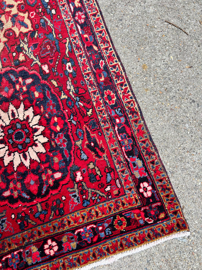 CARPET RUNNER