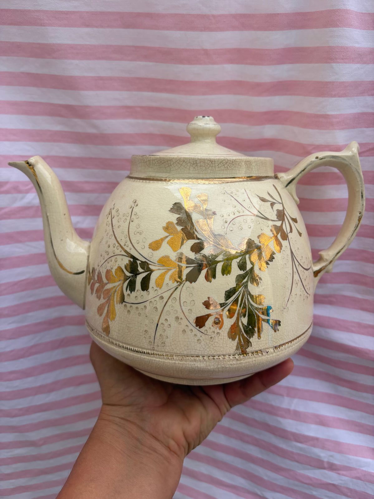 LUSTRE TEAPOT