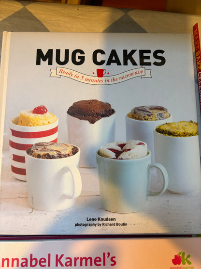 FOUR KIDS COOK BOOKS