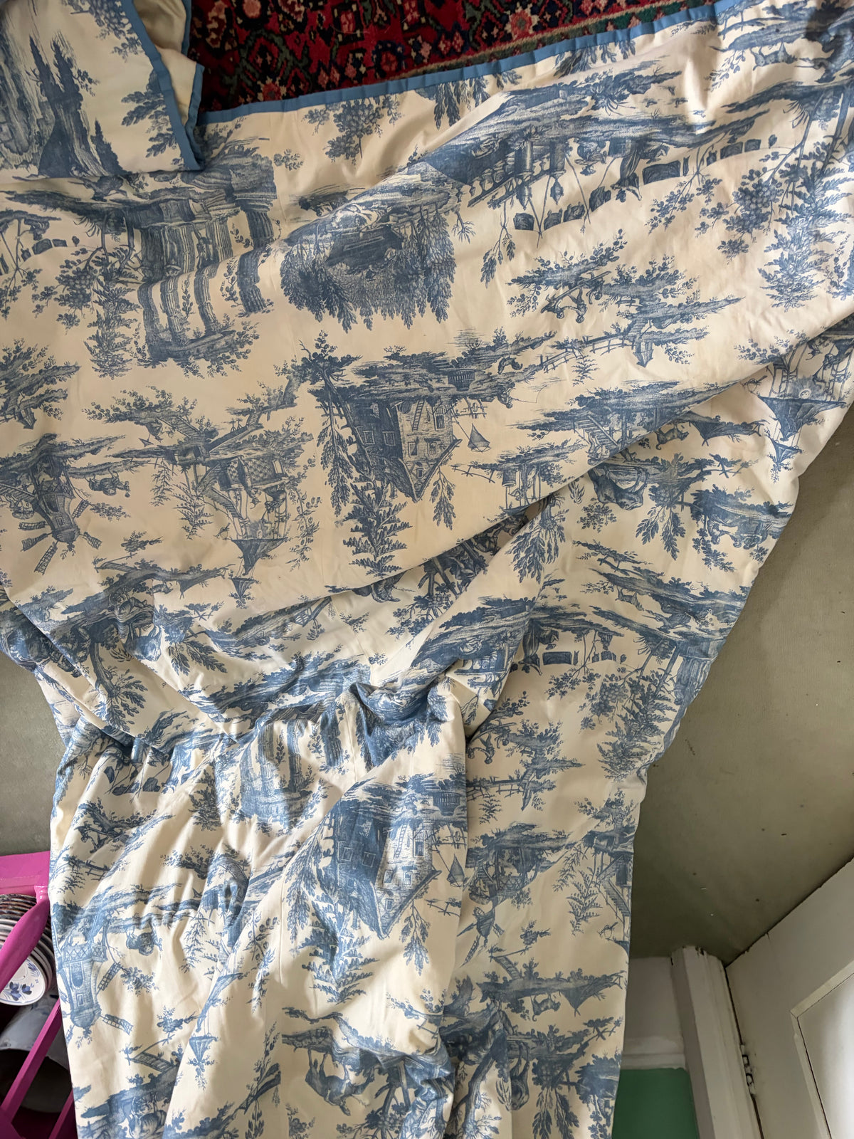 TOILE CURTAINS