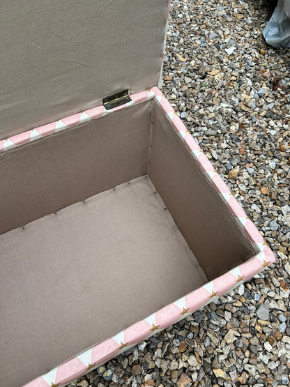 TOY BOX