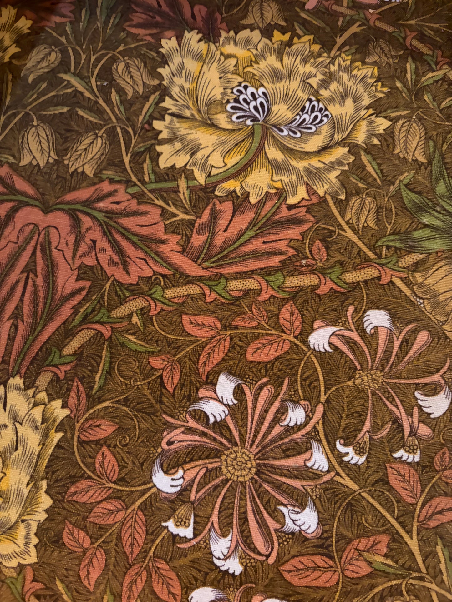 WILLIAM MORRIS SOFA