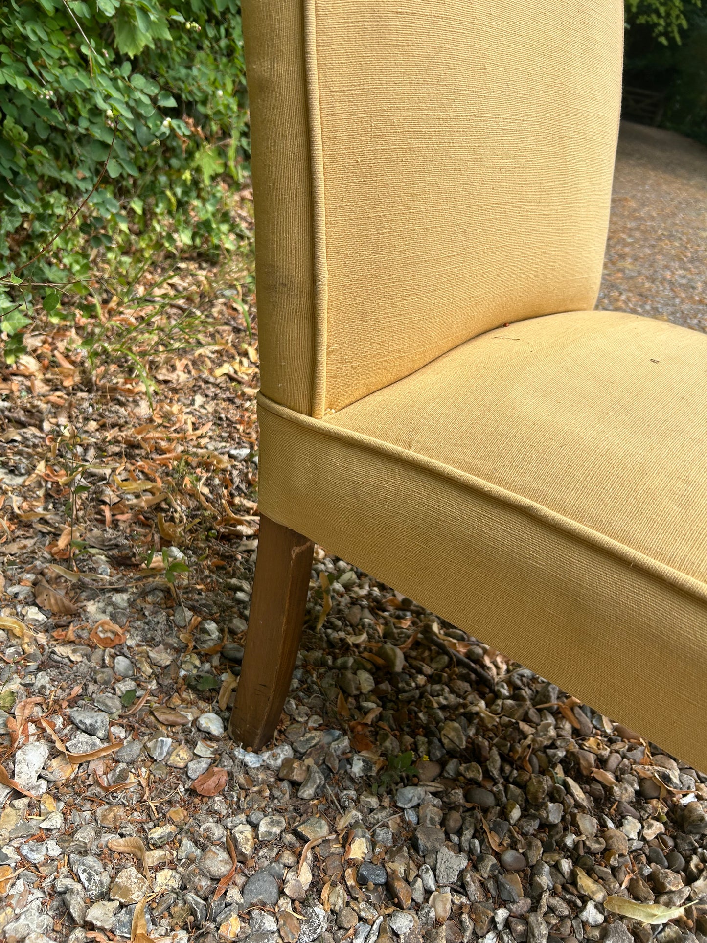 YELLOW SLIPPER CHAIR