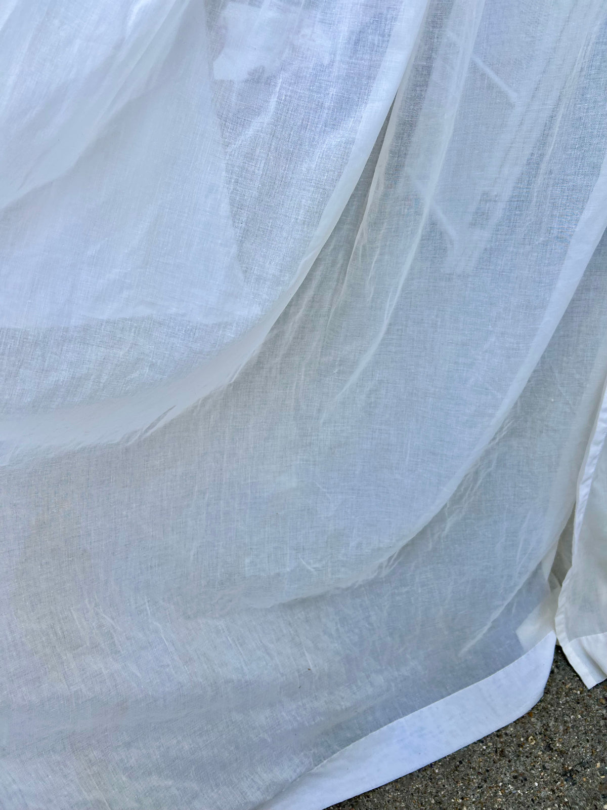 LINEN CURTAINS