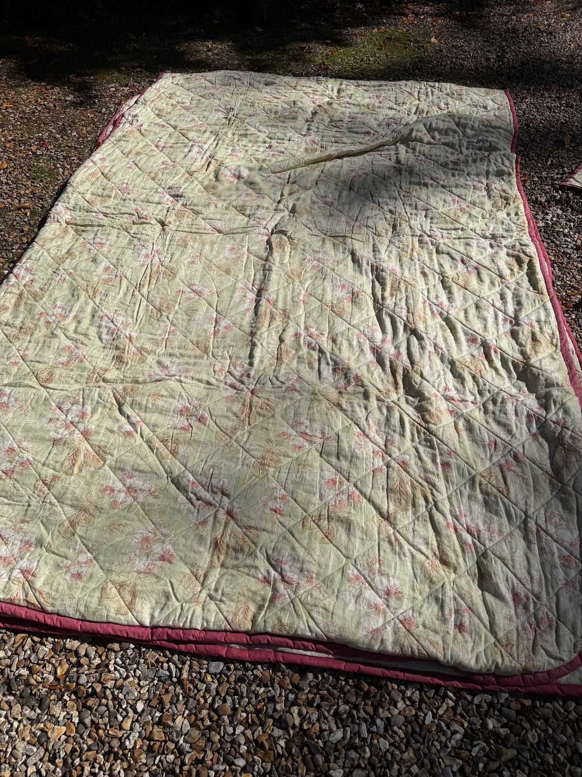 QUILTED BLANKET