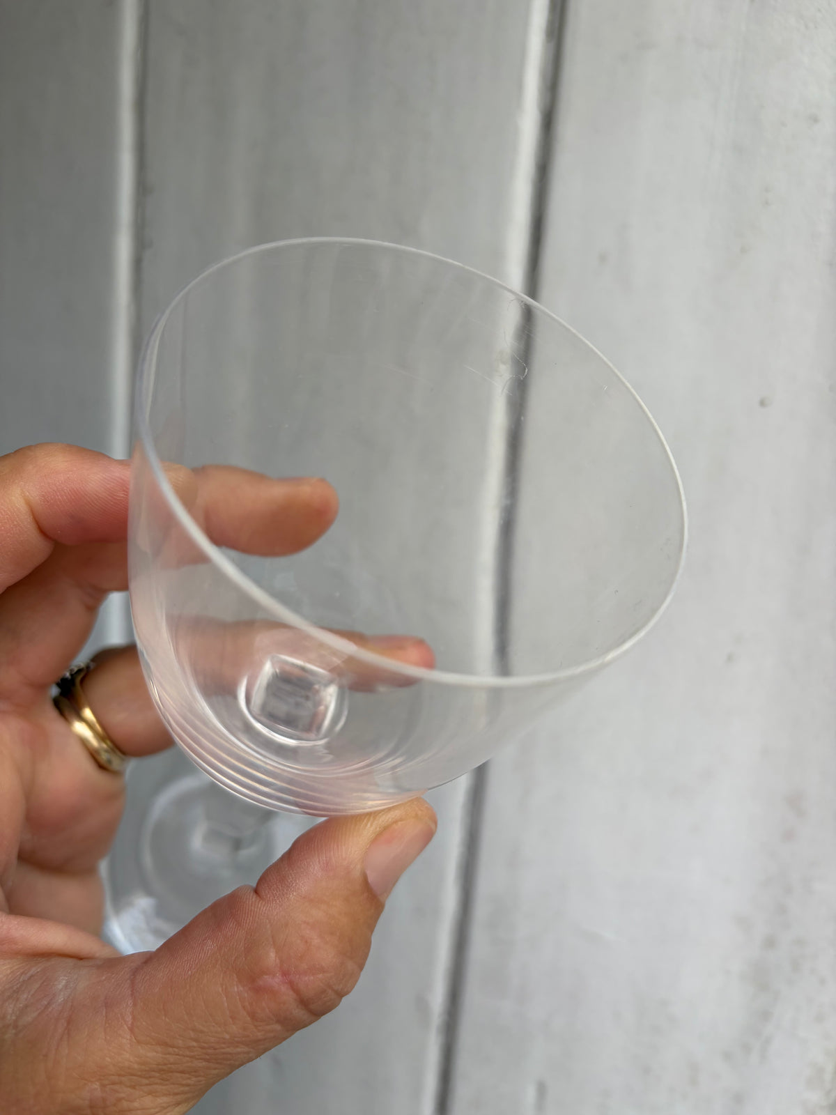 WINE GLASSES
