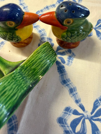 SALT AND PEPPER SHAKERS